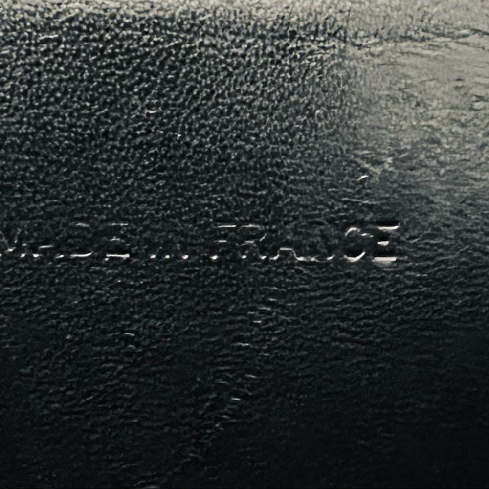 CHANEL Vintage Trifold Wallet Black Patent Leather - Picture 9 of 13